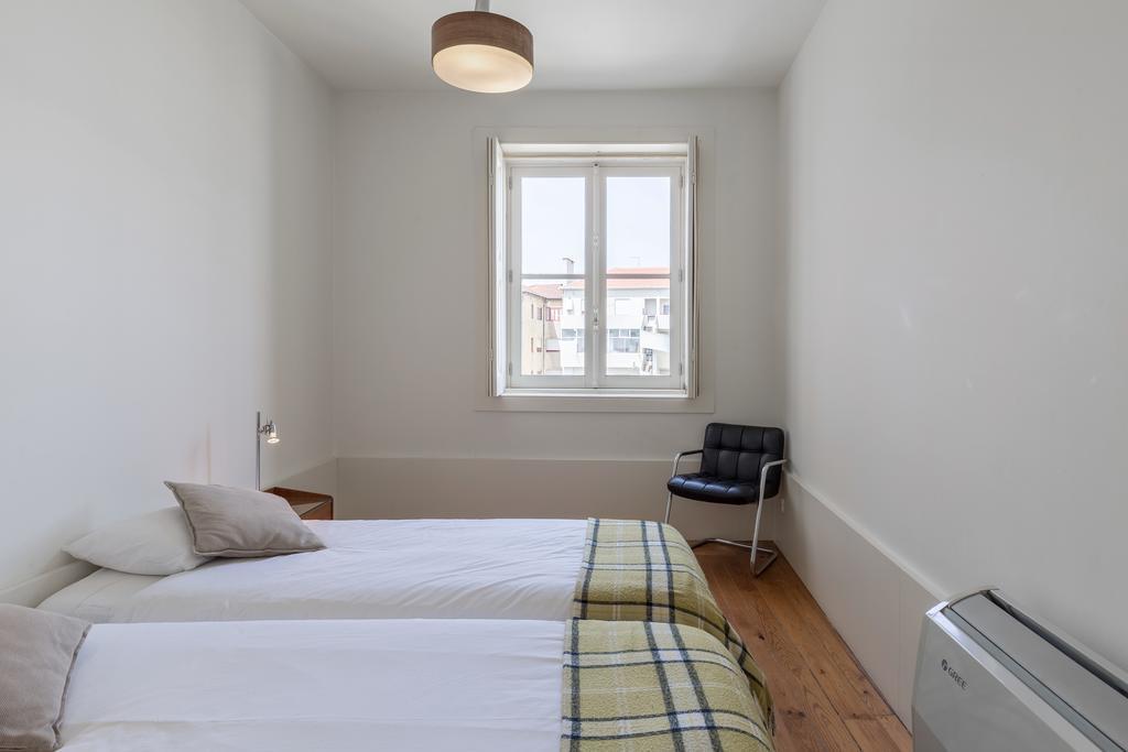The White Box House Guest House Porto Exterior photo